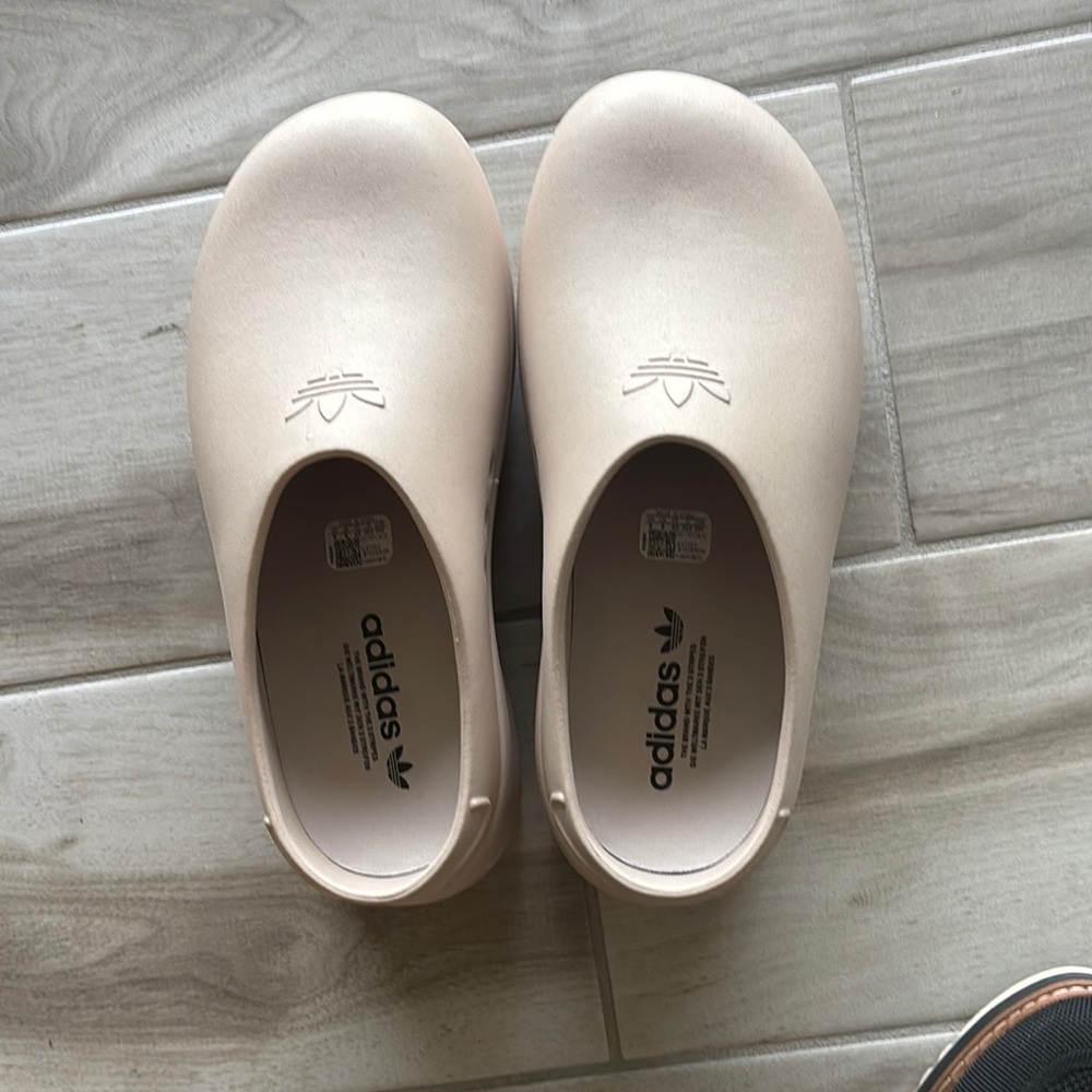 Adidas Cream Mules Slip-On Shoes